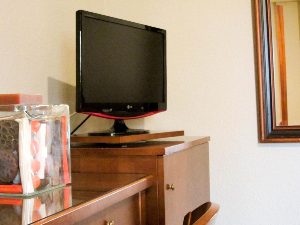 Hotel Avenida Requena Habitación foto